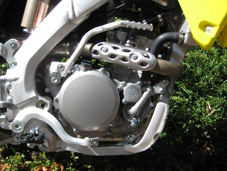 Suzuki 140_2.jpg